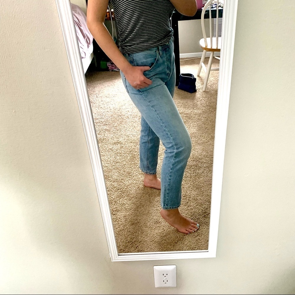 Everlane 90’s Cheeky Jean